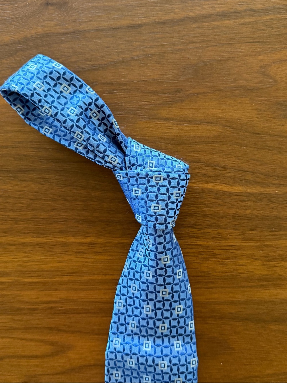 Hugo Boss Light Blue Geometric Silk Tie